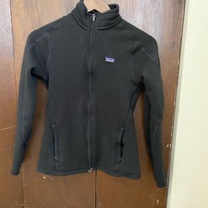 Patagonia women’s better sweater full zip. Size small.